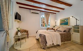 Charming Old Town Apartment Pjaca Split