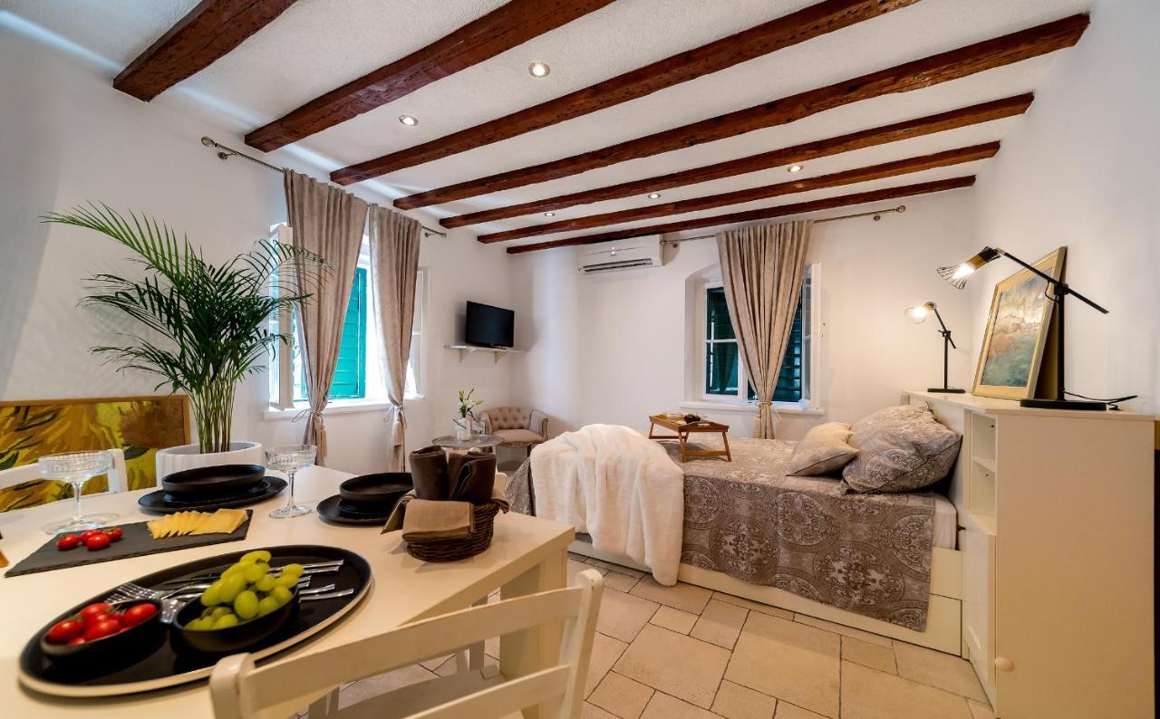 Charming Old Town Apartment Pjaca Split Exterior photo