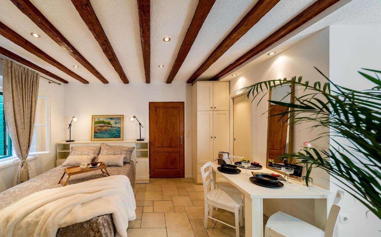 Charming Old Town Apartment Pjaca Split Exterior photo