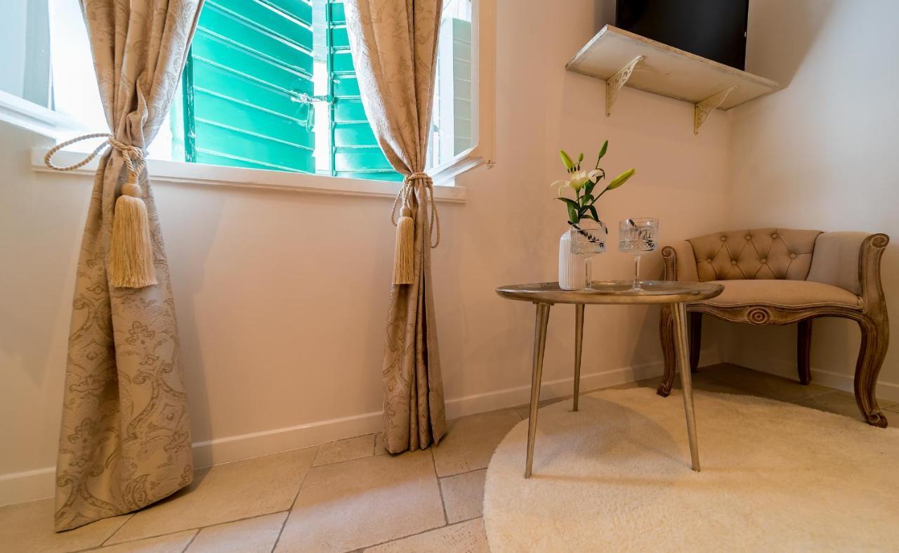 Charming Old Town Apartment Pjaca Split Exterior photo
